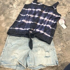 Girls Set Justice top with Gap Jean shorts